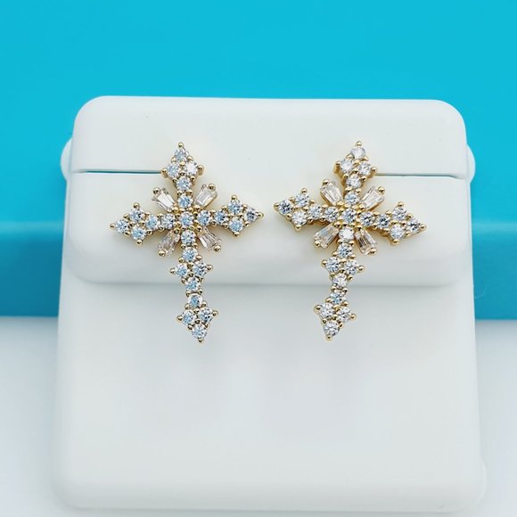 "14K Gold Plated 925 Sterling Silver CZ Beautiful Earrings for Women, 1USPAR4116 - Picture 6 of 6